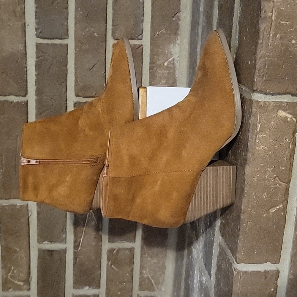Dominique Nicole Jeri Ankle Boots Brown Womens‎ Size 7M
